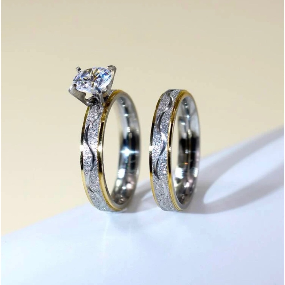 💛 LUXURY TWO PIECE WEDDING RING SET